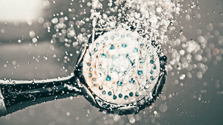Materi Adab: Adab Mandi dan Buang Hajat